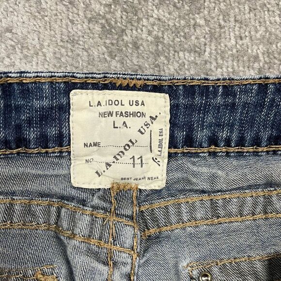 LA Idol Women’s Size 11 Light Wash Denim Straight Leg Jeans Distressed Hem - Picture 6 of 6